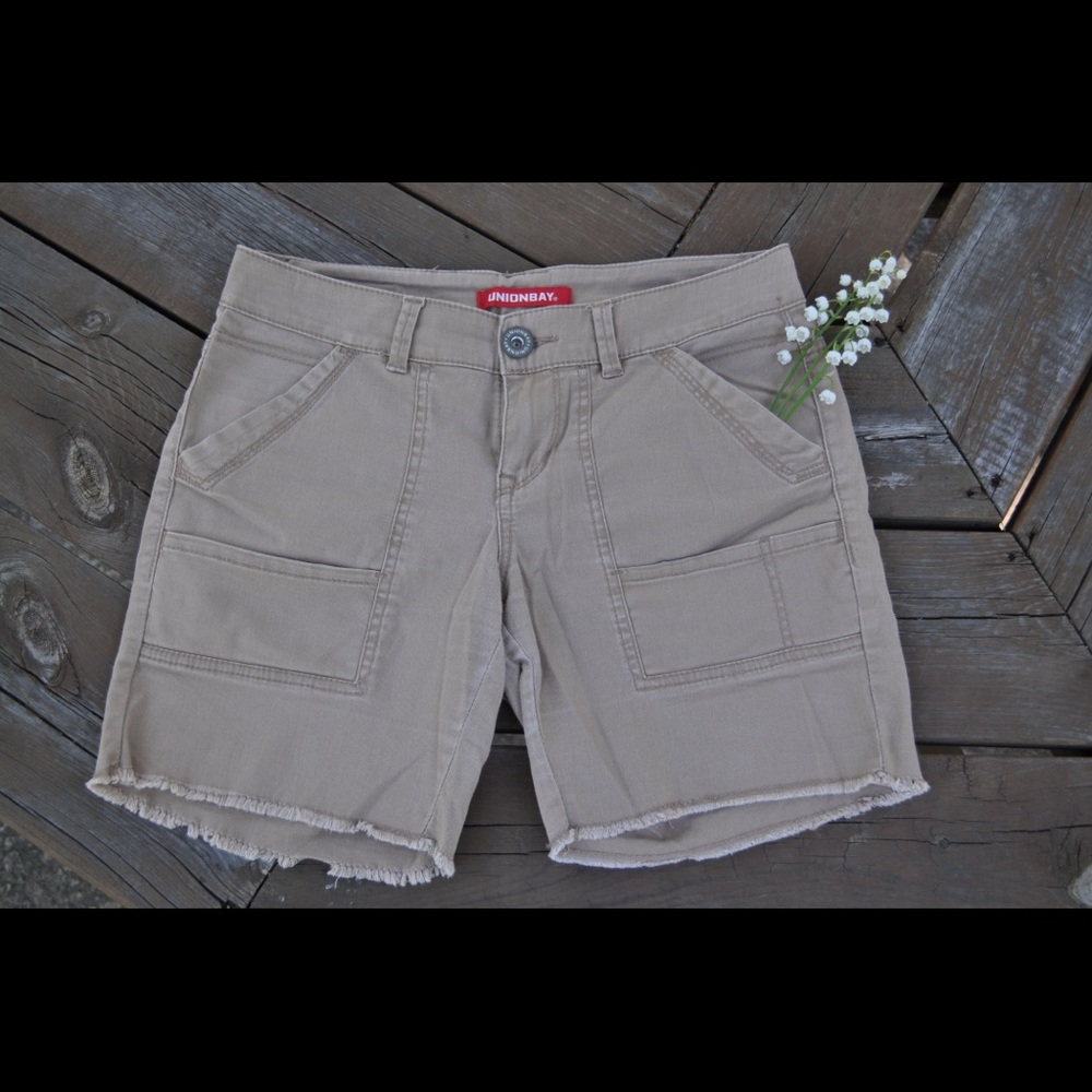 🌺gently used UNIONBAY cutoffs🌺